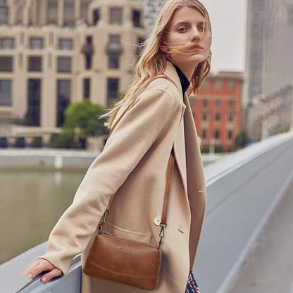 GAEKEAO Women’s Small Crossbody Bag Vegan Leather Shoulder Purse Adjustable Strap Compact Travel Handbag for Daily Use